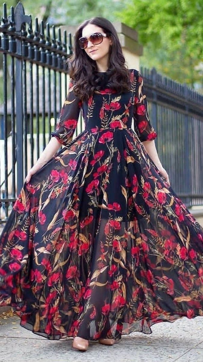 Chiffon gown.. 1 120 Splendid Women's Outfits for Evening Weddings - 44