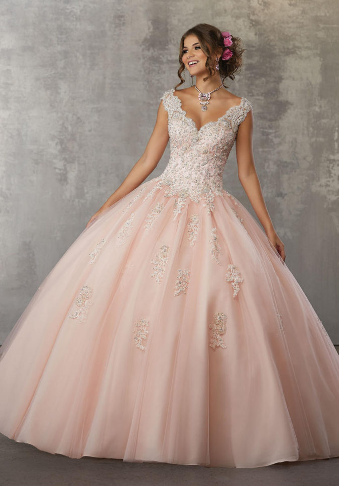 Cinderella gown 120 Splendid Women's Outfits for Evening Weddings - 92