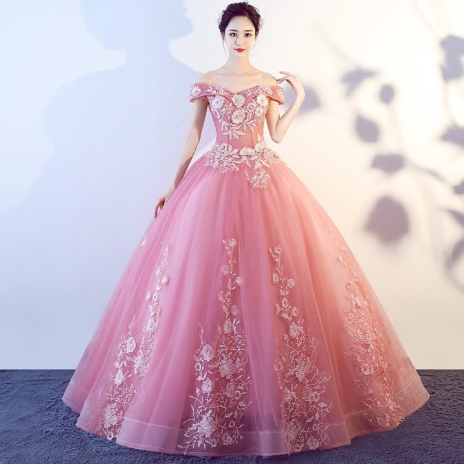 Cinderella gown 2 120 Splendid Women's Outfits for Evening Weddings - 95