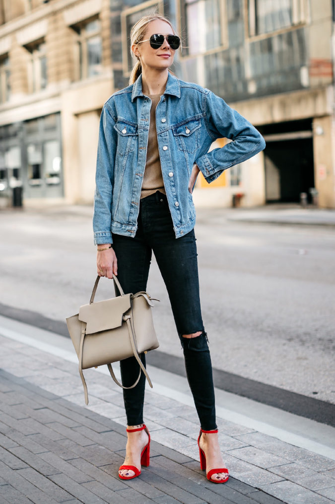 Denim jeans. 1 140 First-Date Outfit Ideas That Make You Special - 28