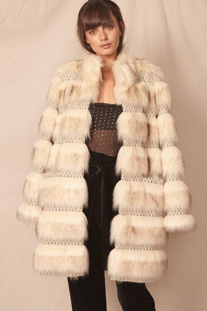 140+ Lovely Women's Outfit Ideas for Winter 50 Faux Fur Coat. 3 140+ Lovely Women's Outfit Ideas for Winter - 50