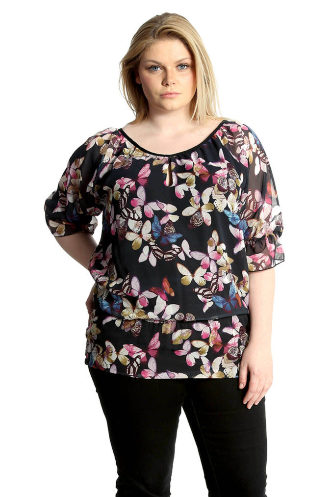 Floral print shirts 115+ Elegant Work Outfit Ideas for Plus Size Ladies - 1
