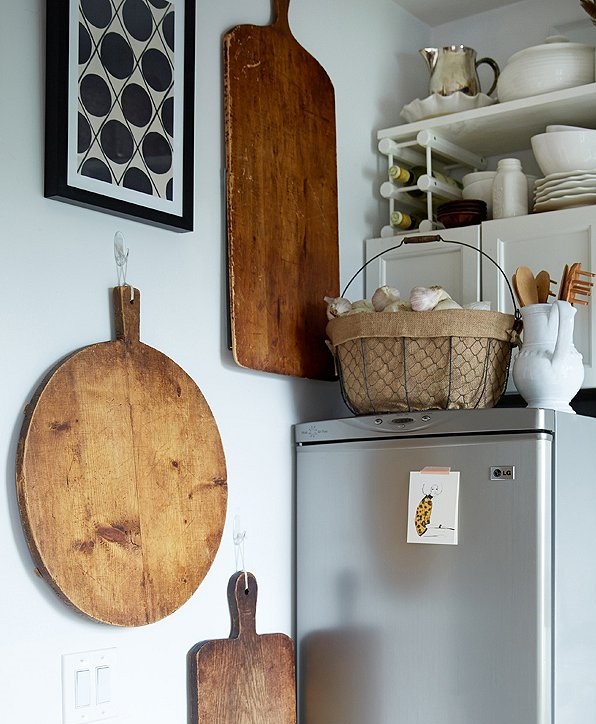 Hanging cutting boards 1 100+ Smartest Storage Ideas for Small Kitchens - 99