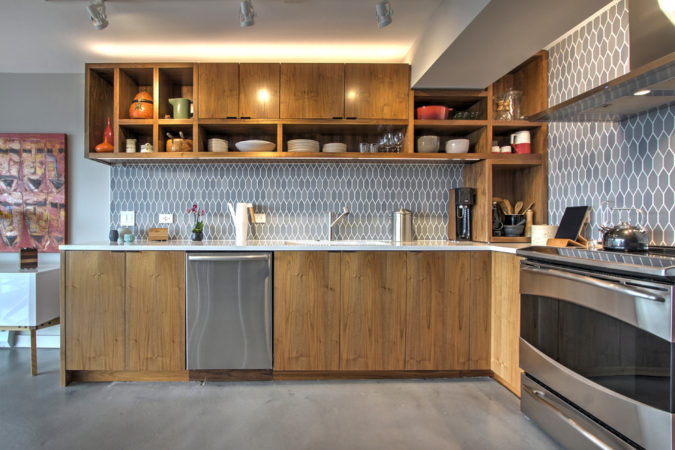 Higher cabinets 100+ Smartest Storage Ideas for Small Kitchens - 28