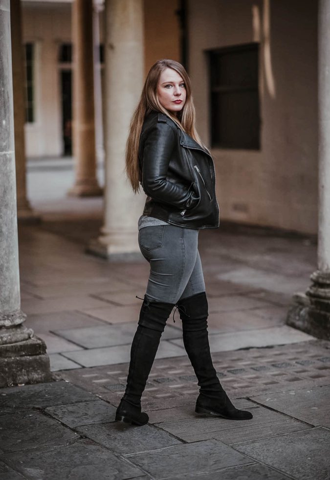 Jacket and boots.. 1 140+ Lovely Women's Outfit Ideas for Winter - 16