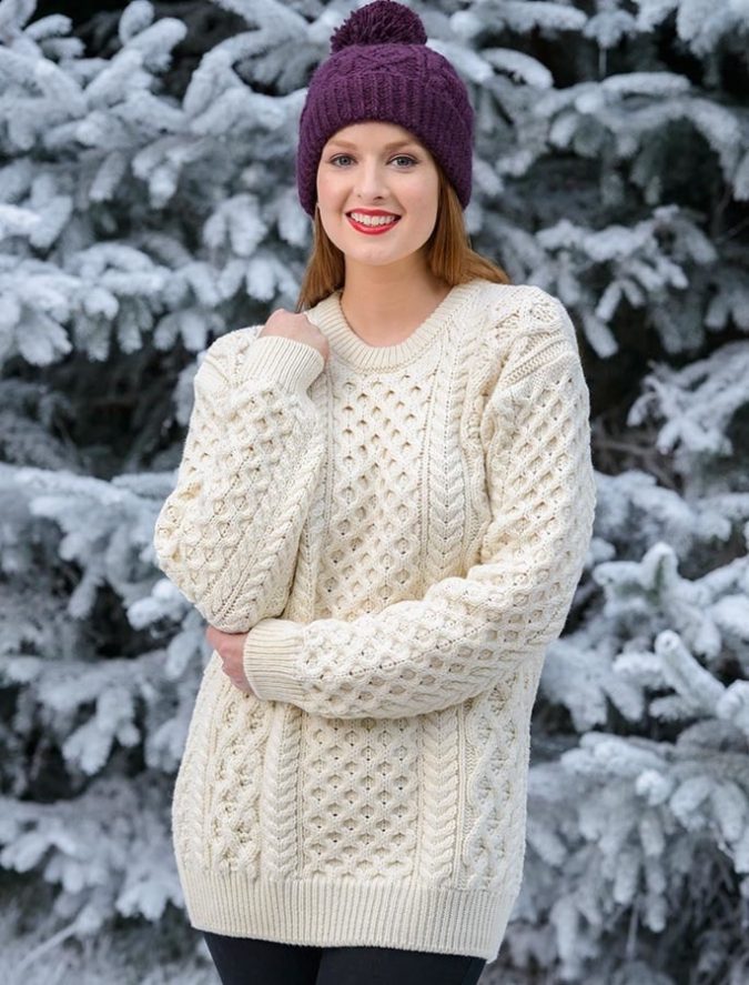 140+ Lovely Women's Outfit Ideas for Winter 63 Knit sweater cap and jeans. 140+ Lovely Women's Outfit Ideas for Winter - 63
