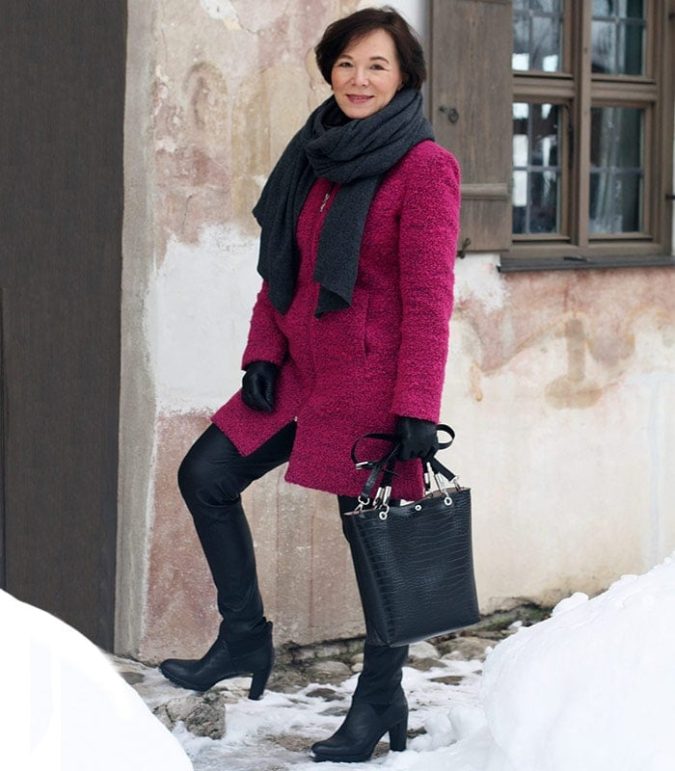 140+ Lovely Women's Outfit Ideas for Winter 43 Leggings 140+ Lovely Women's Outfit Ideas for Winter - 43