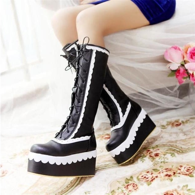 Platform Boots 2 140+ Lovely Women's Outfit Ideas for Winter - 50