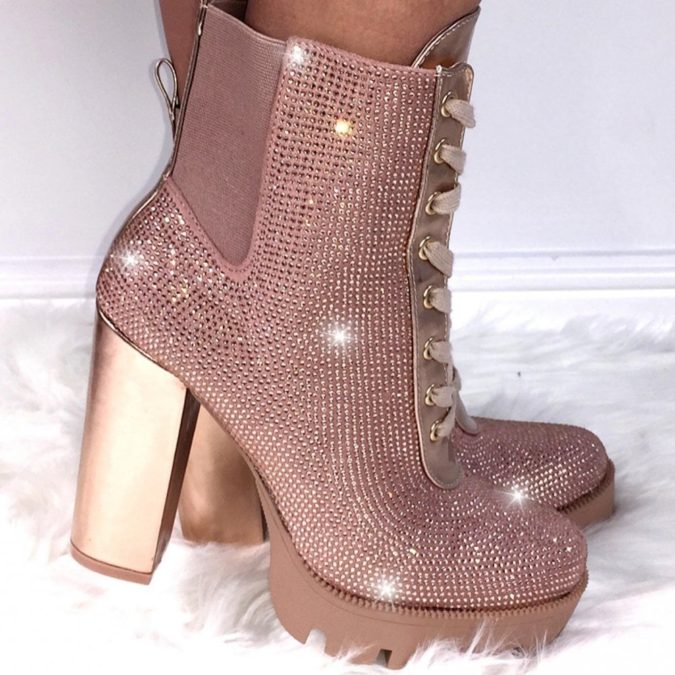 Platform Boots. 1 140+ Lovely Women's Outfit Ideas for Winter - 48