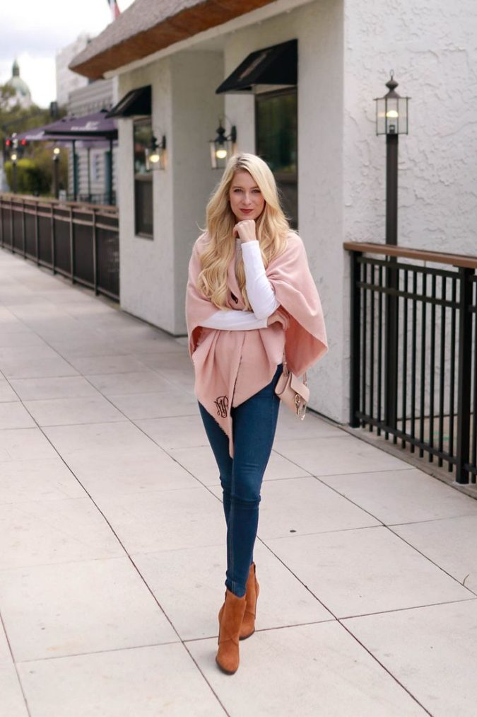 140+ Lovely Women's Outfit Ideas for Winter 12 Poncho jacket and jeans. 1 140+ Lovely Women's Outfit Ideas for Winter - 12
