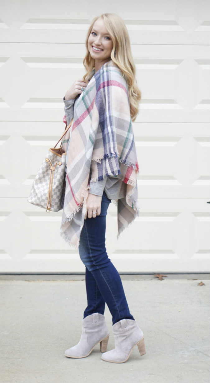 140+ Lovely Women's Outfit Ideas for Winter 10 Poncho jacket and jeans.. 2 140+ Lovely Women's Outfit Ideas for Winter - 10