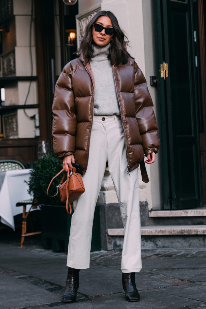 Puffer Coat 140+ Lovely Women's Outfit Ideas for Winter - 33