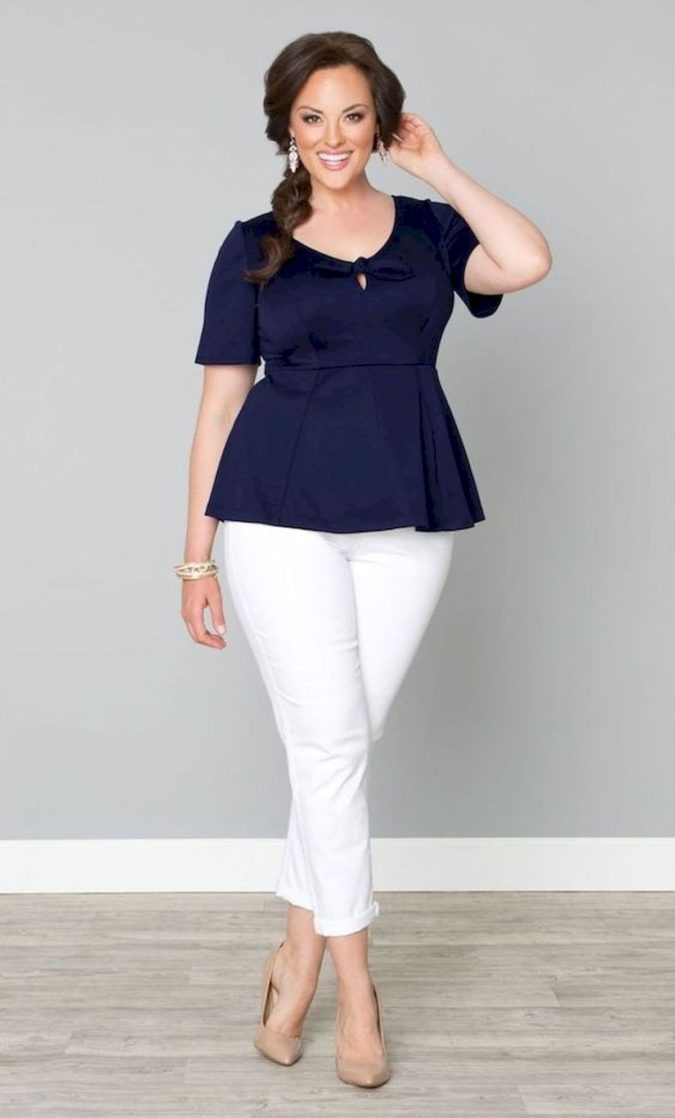 Simple and elegant 115+ Elegant Work Outfit Ideas for Plus Size Ladies - 1
