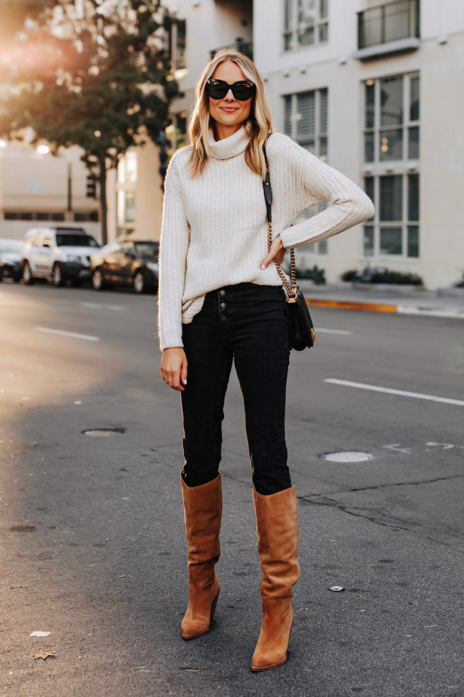 Sweater and boots. 5 140+ Lovely Women's Outfit Ideas for Winter - 6
