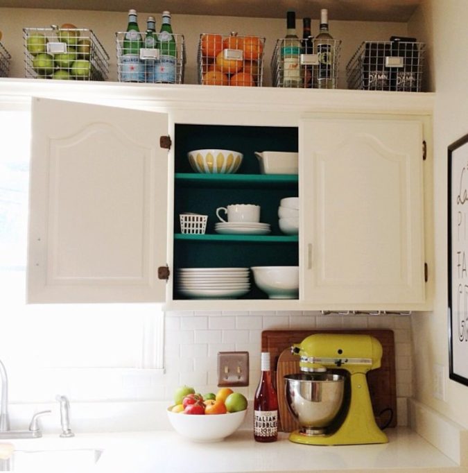 Utilizing baskets . 100+ Smartest Storage Ideas for Small Kitchens - 68