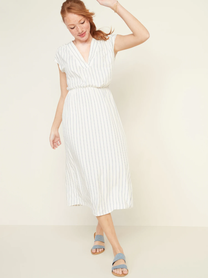 V neck midi dress 140 First-Date Outfit Ideas That Make You Special - 46