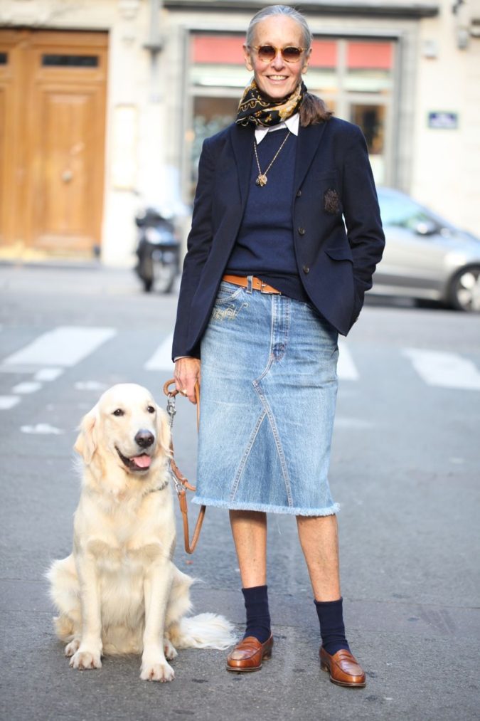 Denim jean skirt. 3 80+ Fabulous Outfits for Women Over 50 - 55