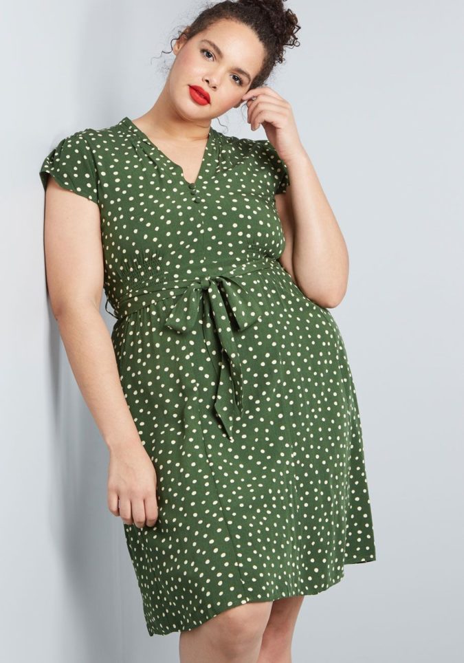 Polka dot dress.. 70+ Stylish Plus-Size Fashion Trends - 18