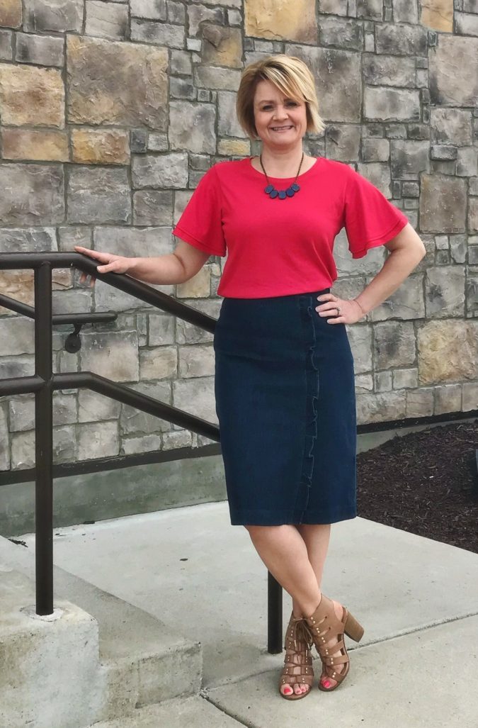 80+ Fabulous Outfits for Women Over 50 53 Skirt and blouse.. 1 80+ Fabulous Outfits for Women Over 50 - 53