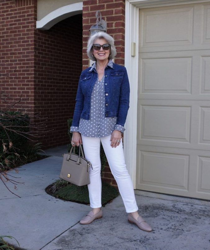 Wearing denim 1 120+ Trendy Casual Clothes For 60 year Old Woman - 39 trendy casual clothes for 60 year old woman