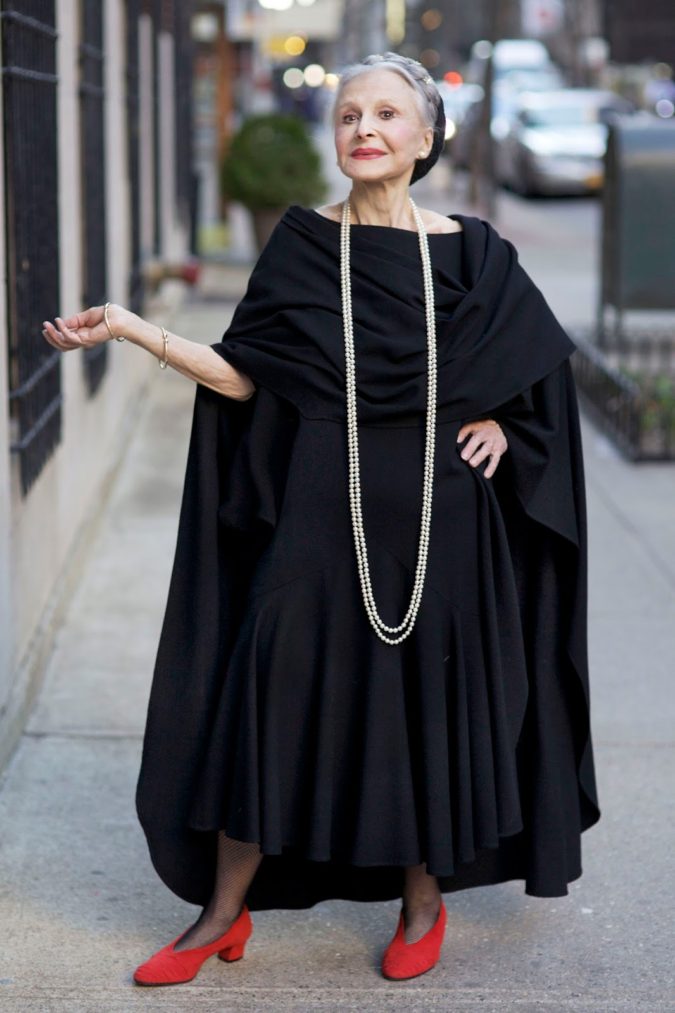 dark dress. 120+ Trendy Casual Clothes For 60 year Old Woman - 27 trendy casual clothes for 60 year old woman