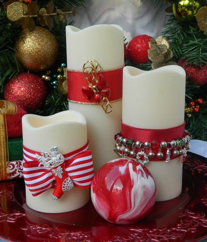 Candles 1 60+ Creative Christmas Decoration Ways for Your Home - 39