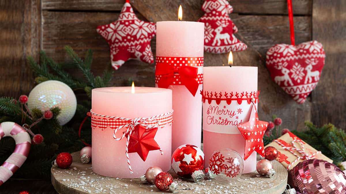Candles 3 60+ Creative Christmas Decoration Ways for Your Home - 46