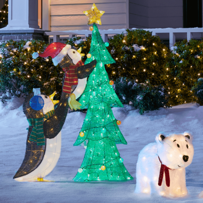 Let Your Outdoor Area Twinkle by This Year Christmas Lights Decorations ...