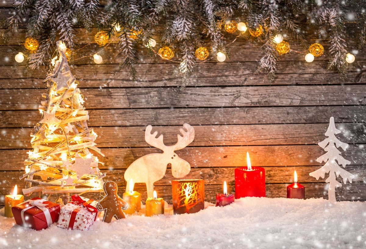 Christmas lights.. How to Bring Joy to Your Home at This Christmas Season - 60