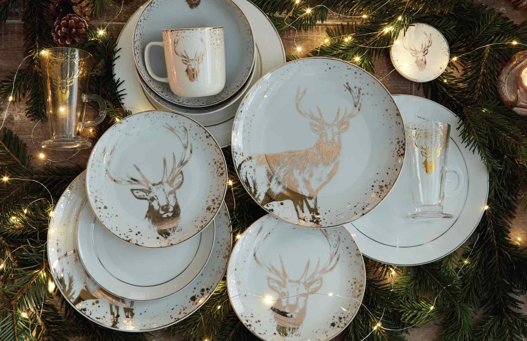 Christmas tableware 2 60+ Creative Christmas Decoration Ways for Your Home - 54
