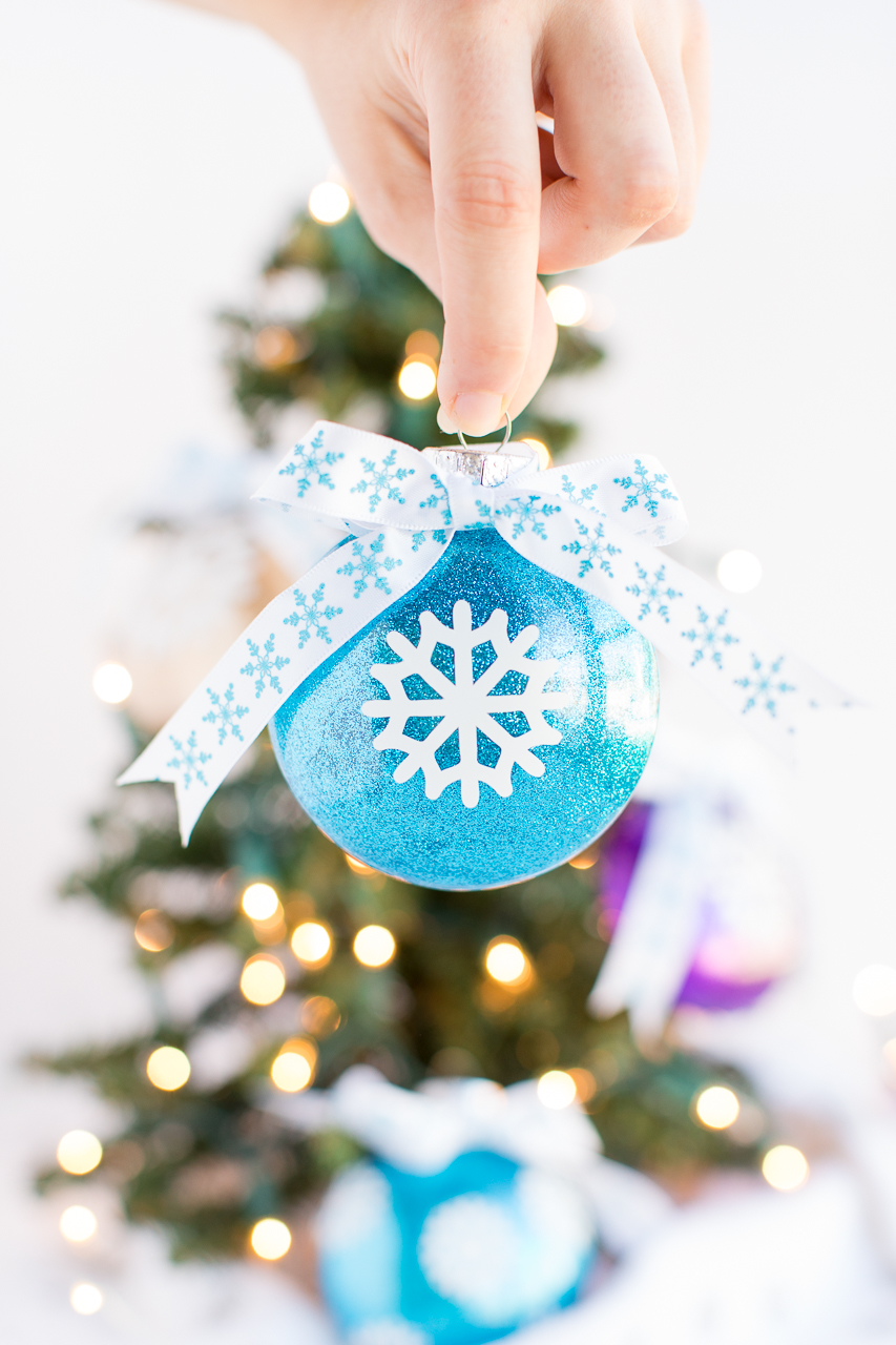 DIY Christmas Ornaments 1 70+ Creative Christmas Decorations to Do - 51