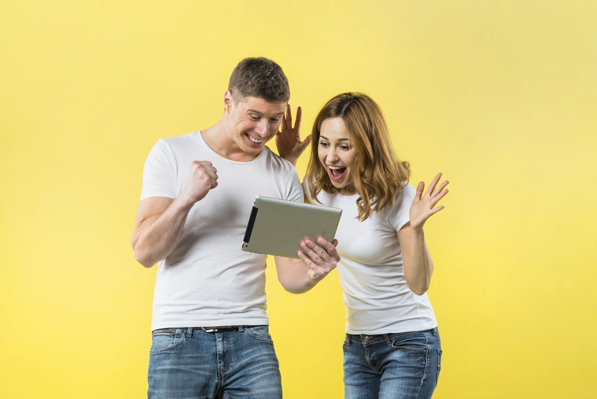 Best 6 Christmas Gift Ideas for Teenagers 4 Electronic Device Best 6 Christmas Gift Ideas for Teenagers - 4