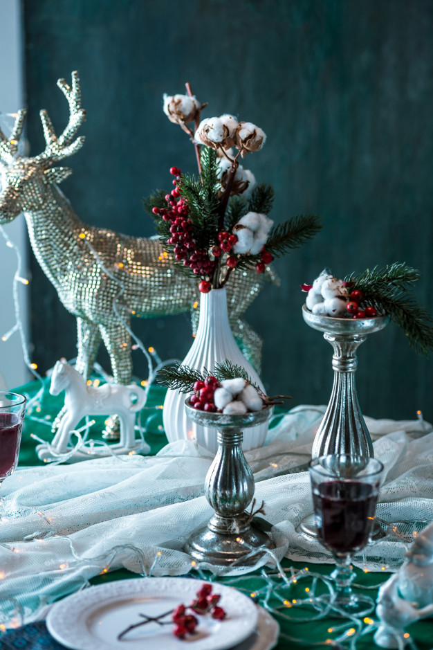 70+ Brilliant Ideas for This Year Christmas Decoration 13 Non Traditional Christmas Color Scheme.. 2 70+ Brilliant Ideas for This Year Christmas Decoration - 13