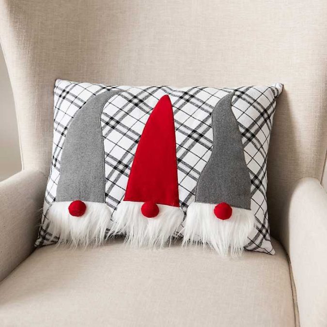 50+ Guest Room Christmas Decorations to Make Before Christmas Arriving 55 Pillows Cushions. 5 50+ Guest Room Christmas Decorations to Make Before Christmas Arriving - 55 Guest Room Christmas Decorations