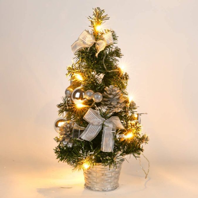 The-Christmas-tree-3-675x675 50+ Top Christmas Tree Decoration Ideas