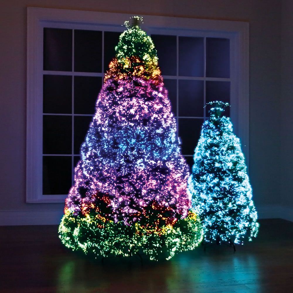 The Christmas tree lights 50+ Top Christmas Tree Decoration Ideas - 4