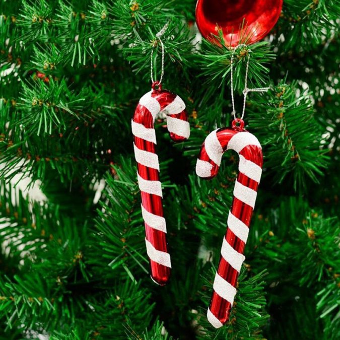 70+ Brilliant Ideas for This Year Christmas Decoration 48 candy cane.. 1 70+ Brilliant Ideas for This Year Christmas Decoration - 48