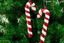 candy cane.. 2 70+ Brilliant Ideas for This Year Christmas Decoration - 118 Pouted Lifestyle Magazine