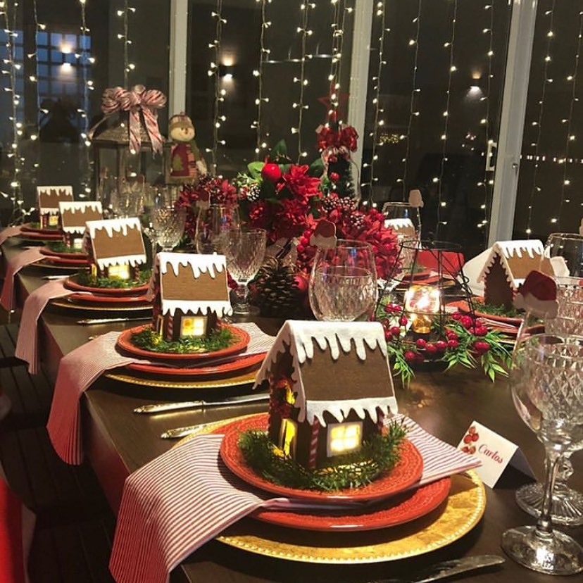 centerpiece. 1 How to Bring Joy to Your Home at This Christmas Season - 43