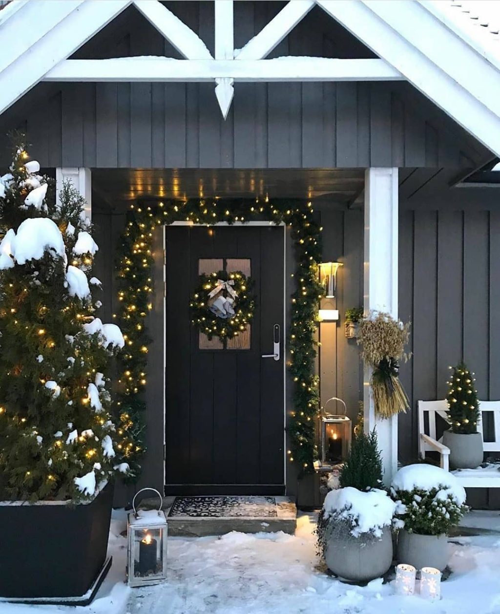 How to Bring Joy to Your Home at This Christmas Season 14 christmas decor idea How to Bring Joy to Your Home at This Christmas Season - 14