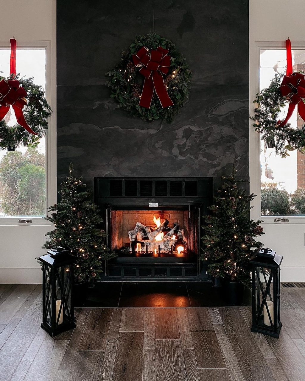 christmas decor idea. 1 How to Bring Joy to Your Home at This Christmas Season - 25