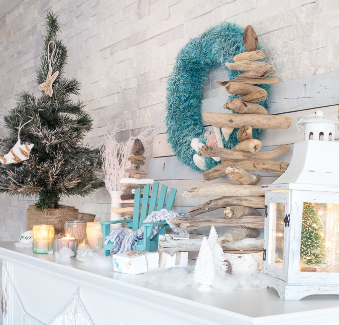 Give Your Home a New Festive Christmas with +90 Themes & Ideas 22 coastal decoration. 4 Give Your Home a New Festive Christmas with +90 Themes & Ideas - 22