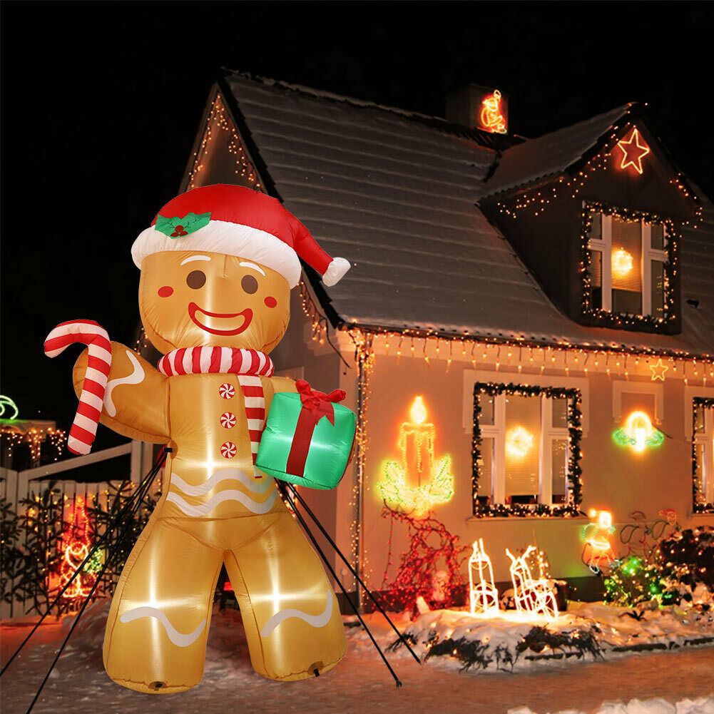 How to Bring Joy to Your Home at This Christmas Season 6 colored decorations outdoors. How to Bring Joy to Your Home at This Christmas Season - 6