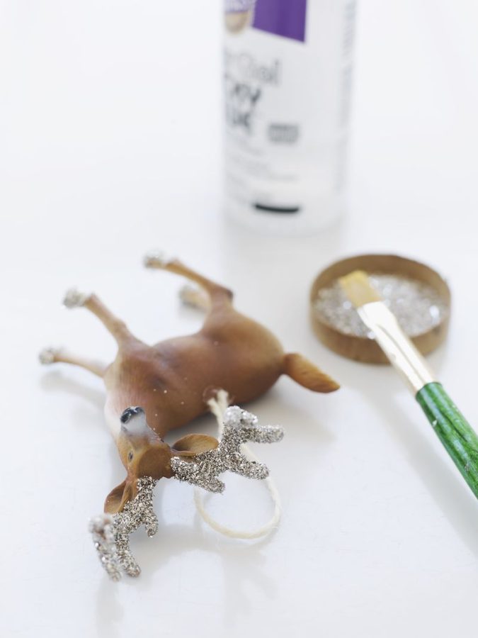 70+ Creative Christmas Decorations to Do 4 deer toys glue and glitter 70+ Creative Christmas Decorations to Do - 4