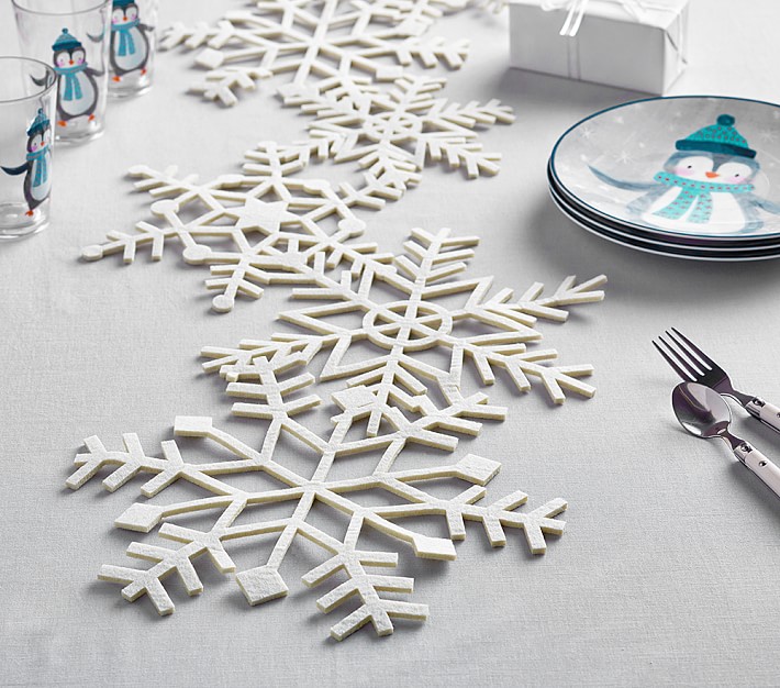 snowflakes 70+ Brilliant Ideas for This Year Christmas Decoration - 64