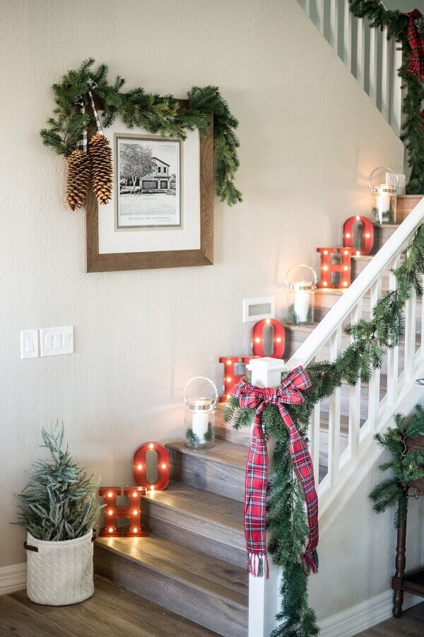 70+ Brilliant Ideas for This Year Christmas Decoration 30 subtle holiday elements 1 70+ Brilliant Ideas for This Year Christmas Decoration - 30