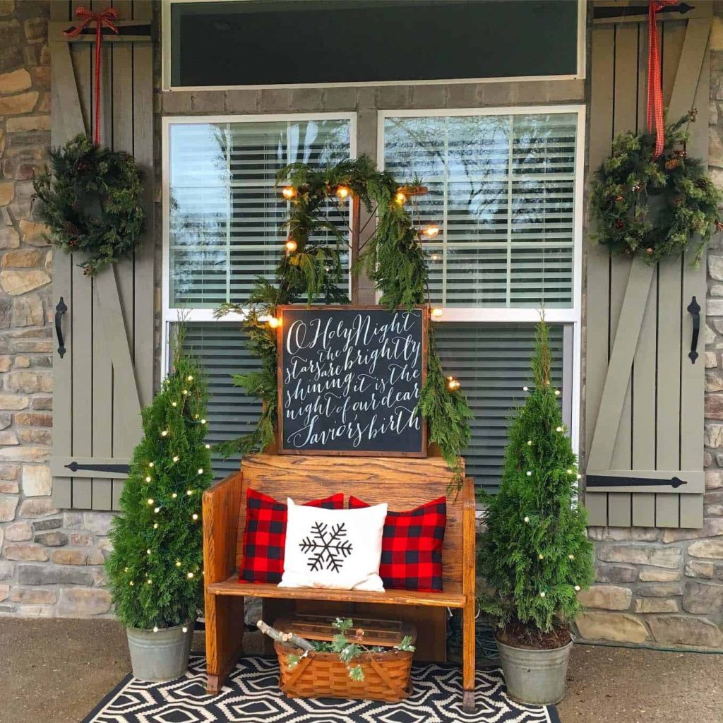45+ Christmas Lights Decorations to Let Outdoor Area Twinkle 29 window light decoration. 45+ Christmas Lights Decorations to Let Outdoor Area Twinkle - 29