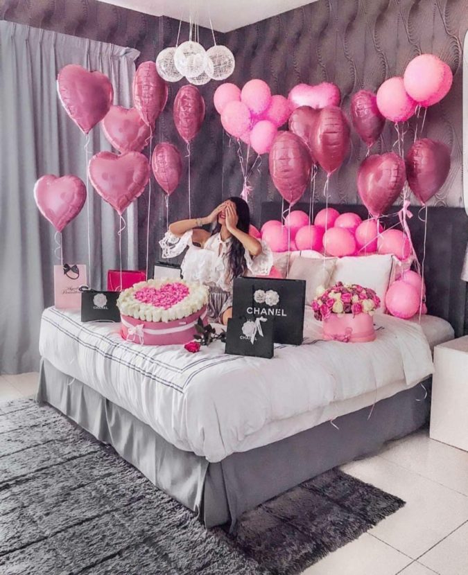 Bed full of balloons 2 70+ Hottest Marriage Anniversary Decoration Ideas at Home - 67