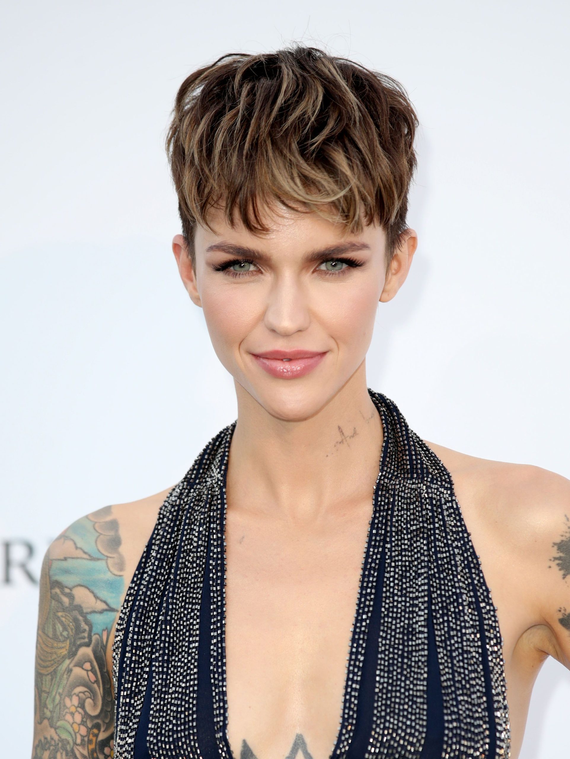 70+ Outdated Hairstyle Ideas Coming Back 10 Bold pixie cut 1 scaled 70+ Outdated Hairstyle Ideas Coming Back - 10