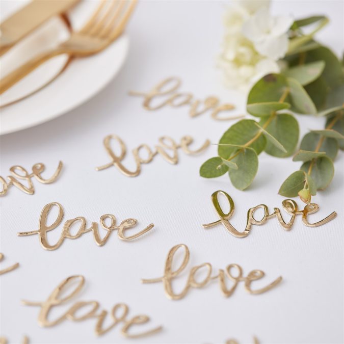 Confetti 70+ Hottest Marriage Anniversary Decoration Ideas at Home - 31